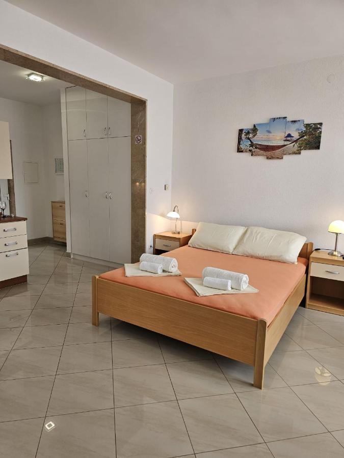 Apartmani Barnjak โตรกีร์ ภายนอก รูปภาพ