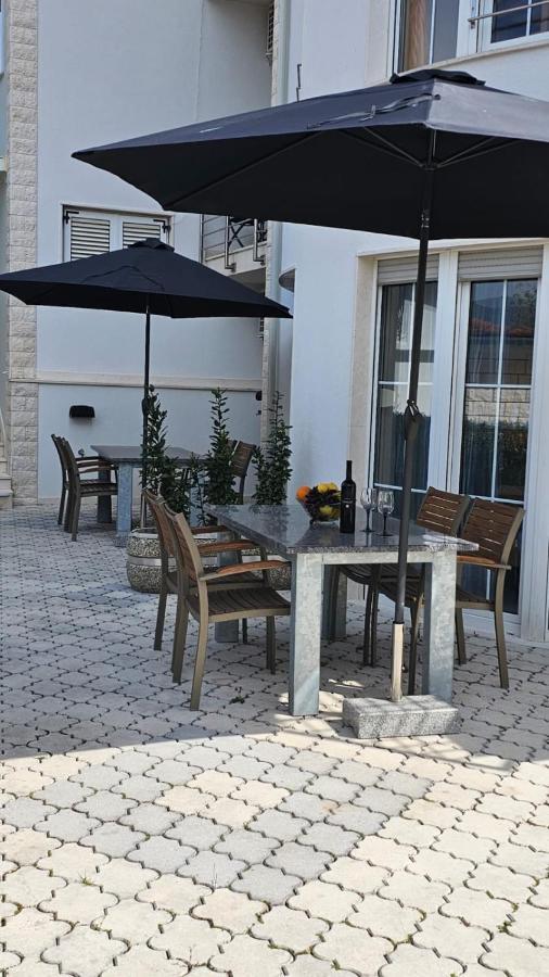 Apartmani Barnjak โตรกีร์ ภายนอก รูปภาพ