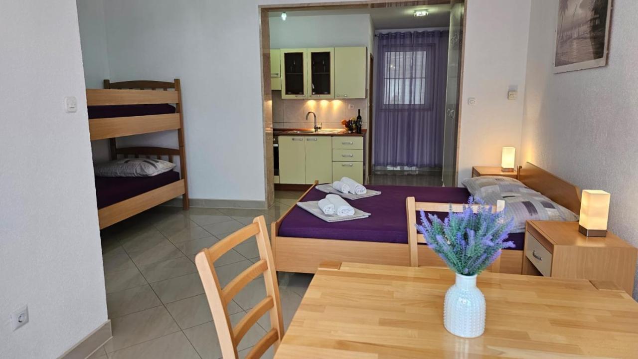 Apartmani Barnjak โตรกีร์ ภายนอก รูปภาพ