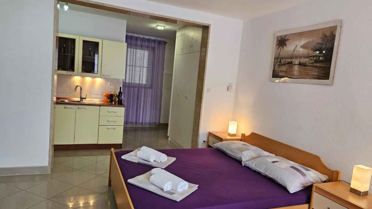 Apartmani Barnjak โตรกีร์ ภายนอก รูปภาพ